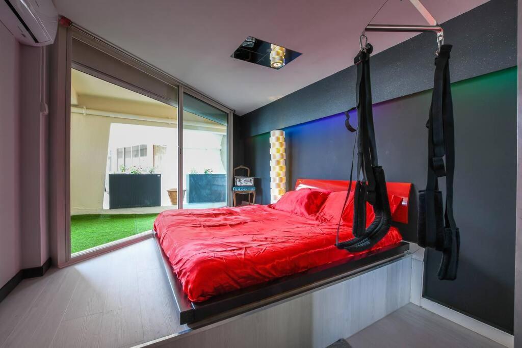 Le Cherubite: Entre Erotisme Et Baroque #Sexroom #Bdsm 라그랑모트 외부 사진